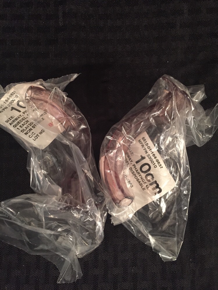 QTY 12, NEW PORTEX 330010 Airway Pharyngeal Guedel Disposable 10cm
