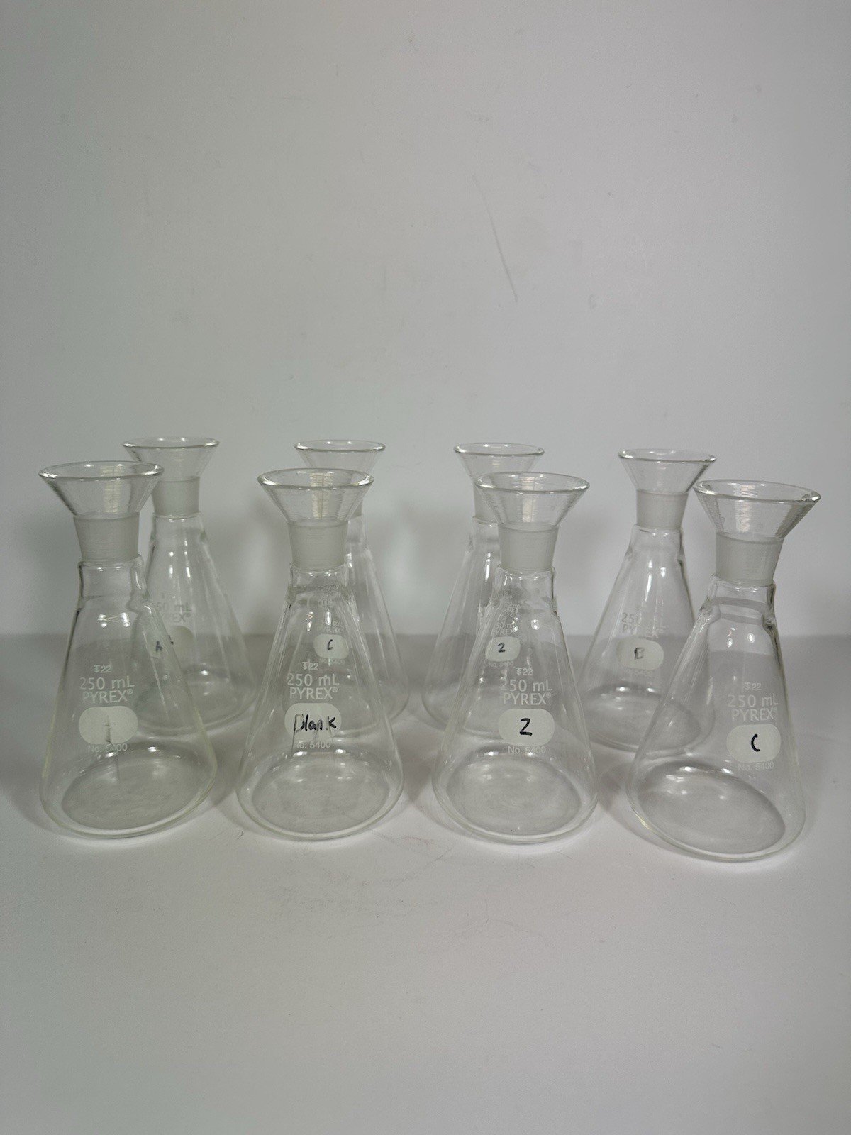 250 ml Pyrex Erlenmeyer Flasks No 5400 Conical T22 Narrow Neck Flared Rim Lot 8