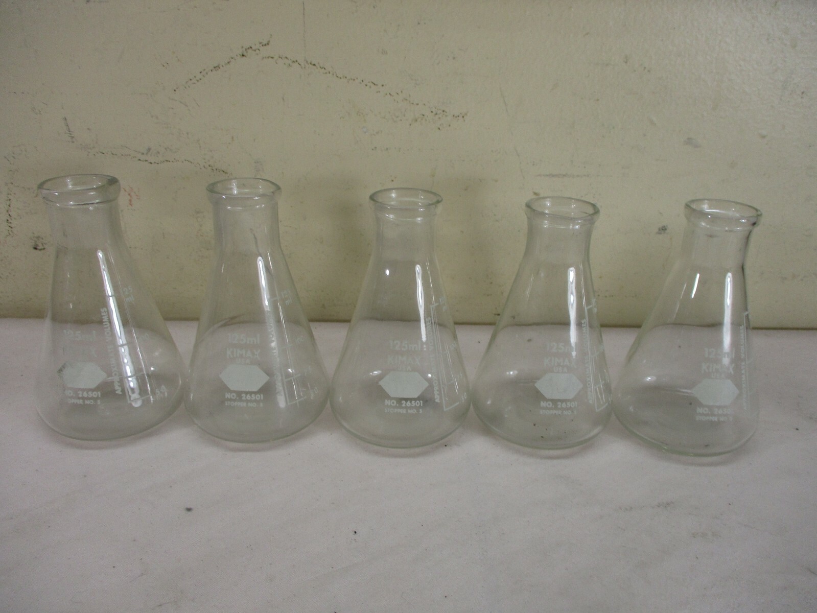 27 Thomas Pyrex Glass Erlenmeyer Flask Beakers & Clamps Lot 1000,250,125 ml (A)