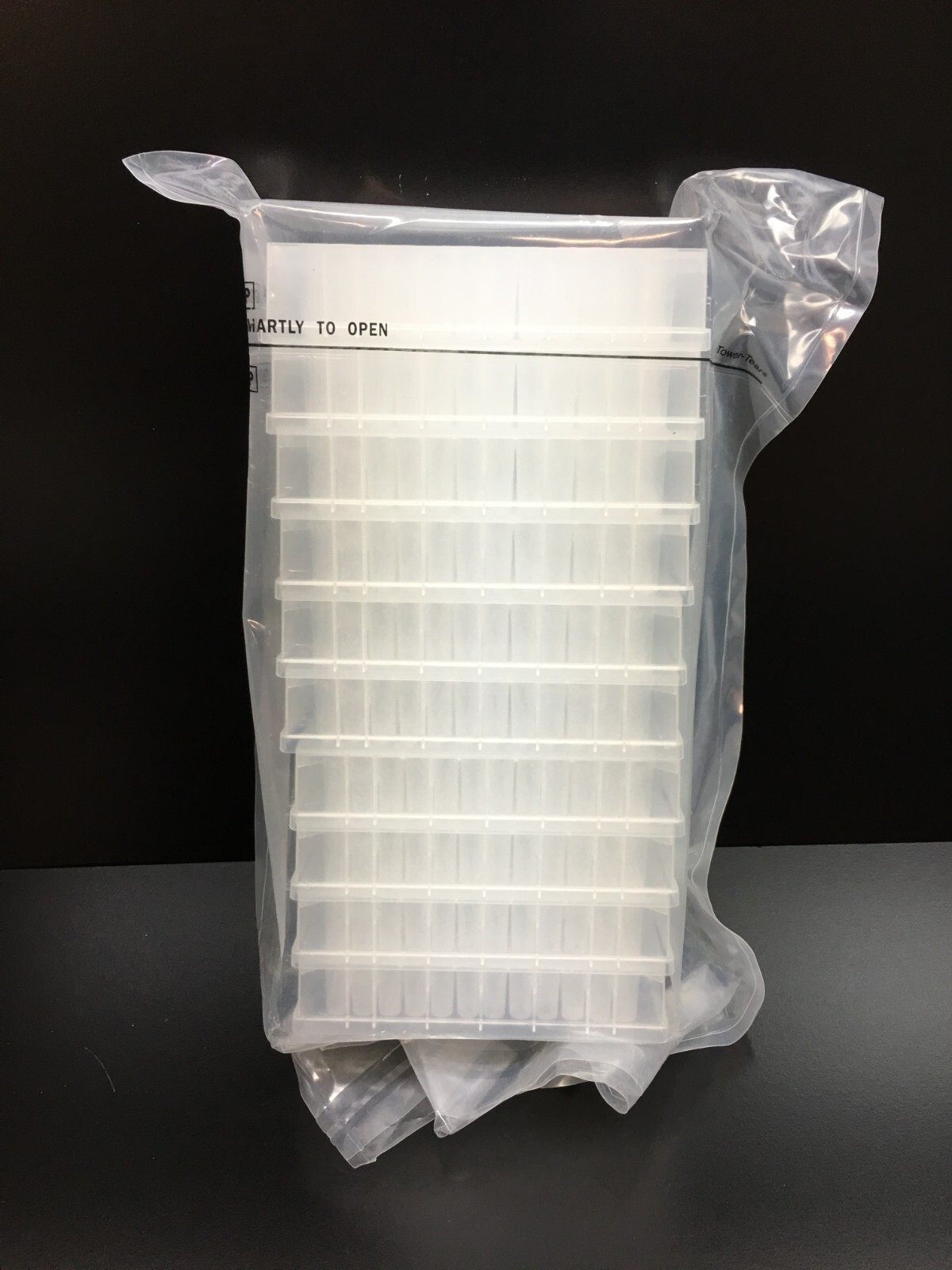 Corning Costar REF 3957 96-well Clear V-Bottom 0.5 mL Deep Well Microplate