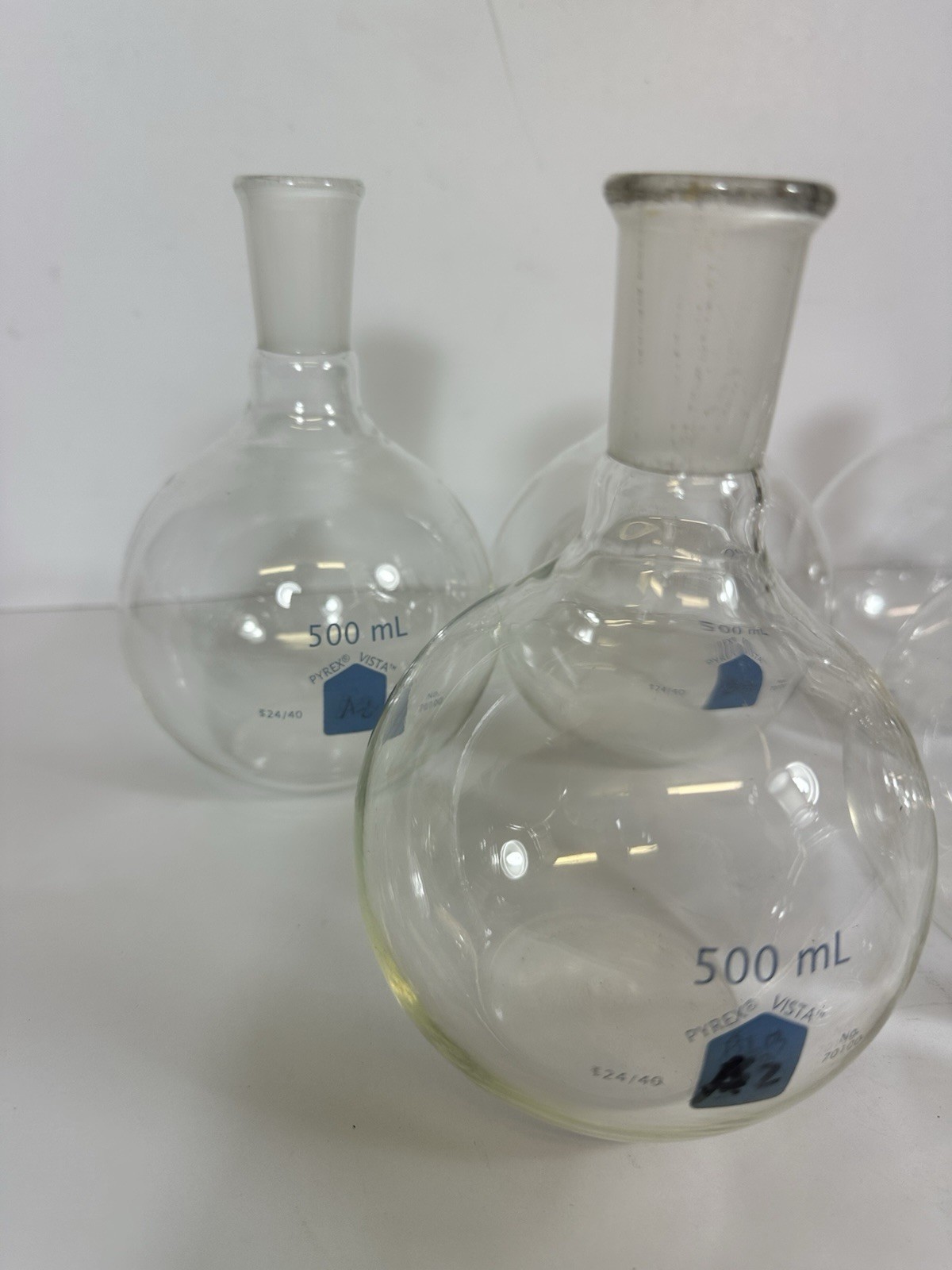 Pyrex Vista 500 mL Round Bottom Flasks No. 70100 Flat Boiling 24/40 Lot Of 8