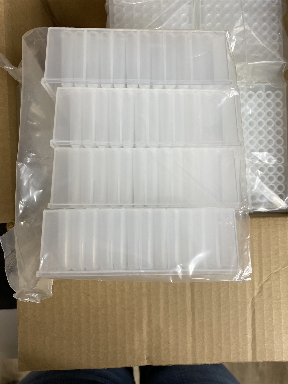 Analytical Sales Collection Microplate with Removable Wells 600 ul 24 Plates