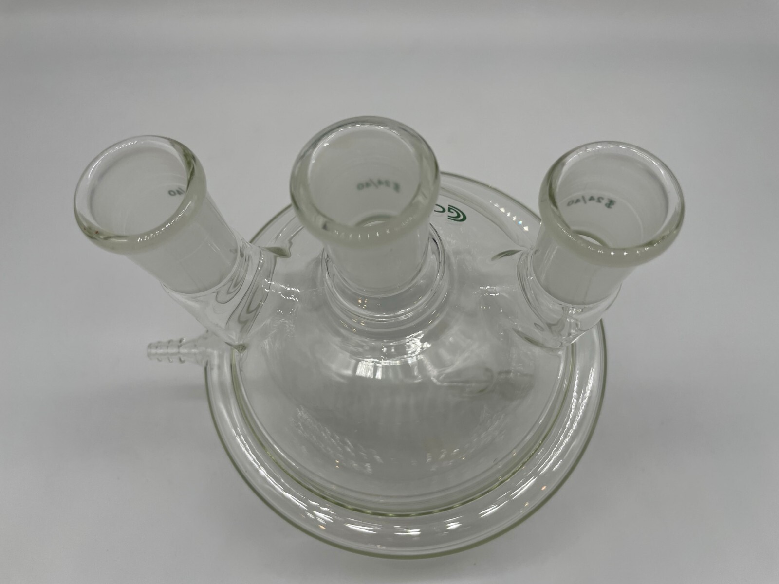 Chemglass CG-1537-04 Half Jacketed Heavy Flask 3-Neck 24/40 Vertical