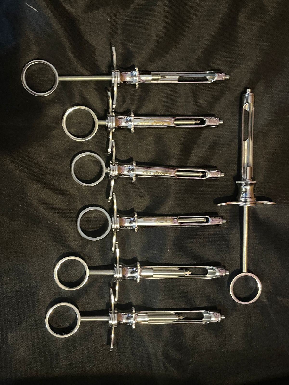Lot of 14 Hu-Friedy CW Style Dental Anesthetic Aspirating 1.8ml Syringe SYRCW