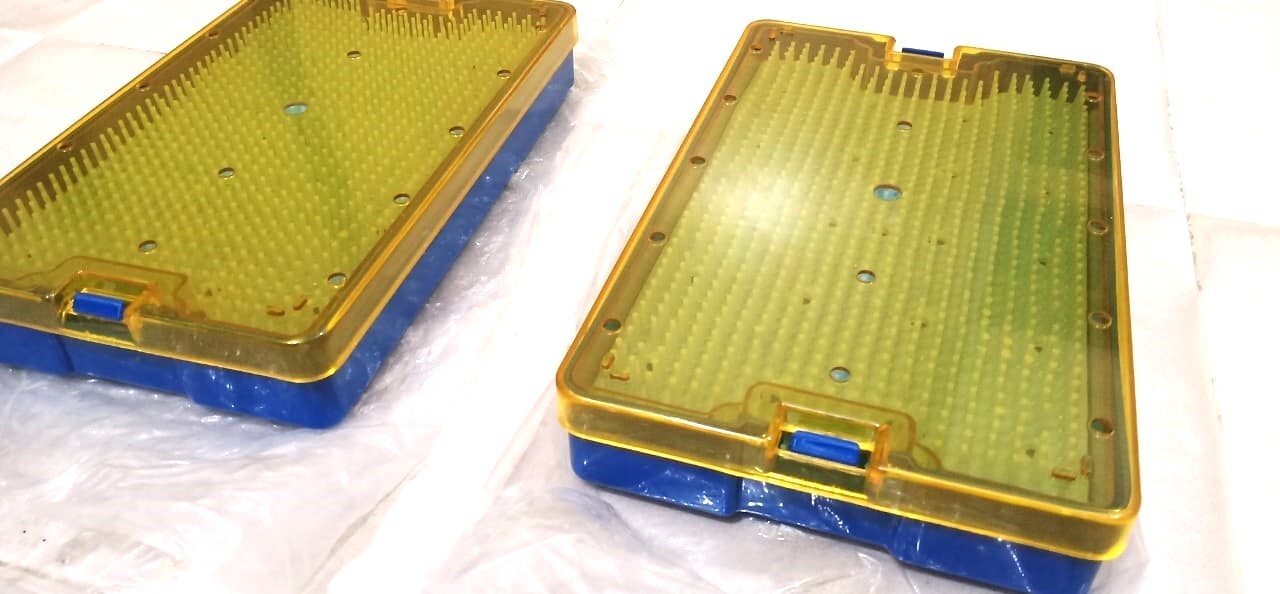 Autoclavable Double Layer Disinfecting Box with Silicone Mat 6″ x 10″ x 1.75″