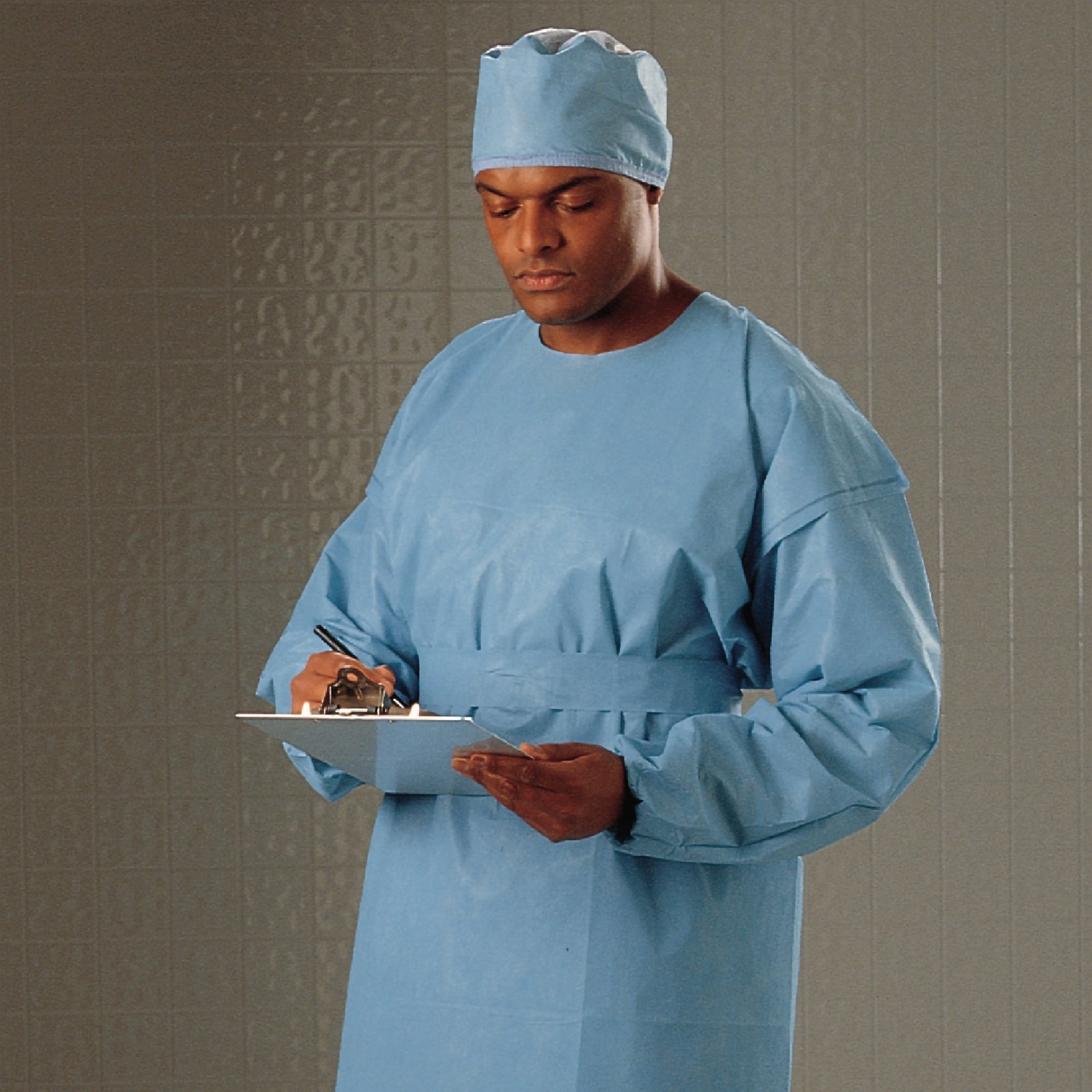 Halyard Disposable SMS Protective Procedure Gown Blue X-Large 60 per Case