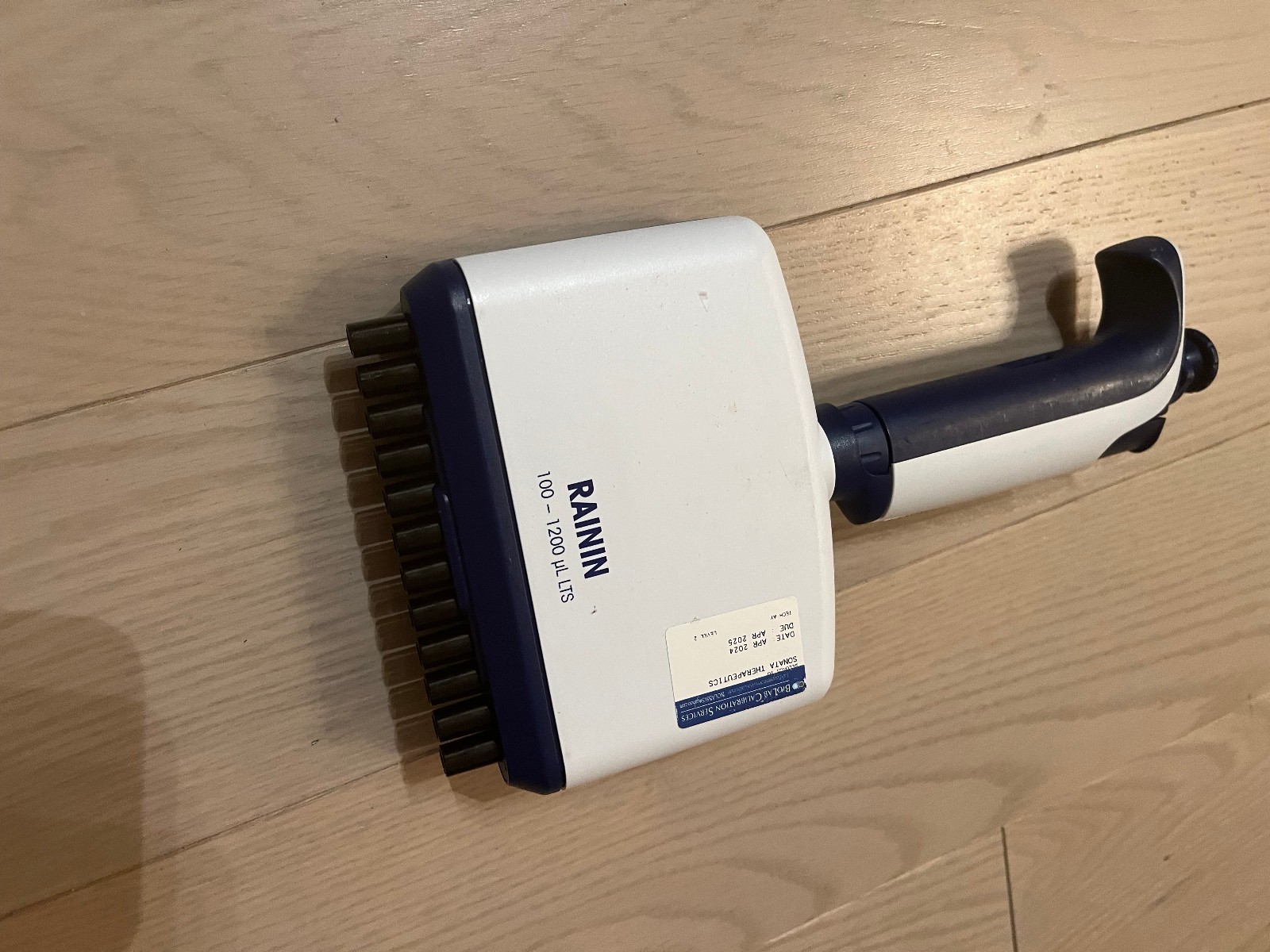 Rainin Pipet-lite XLS Pipettor pipet LTS multichannel L1200 100-1200ul 12 cal