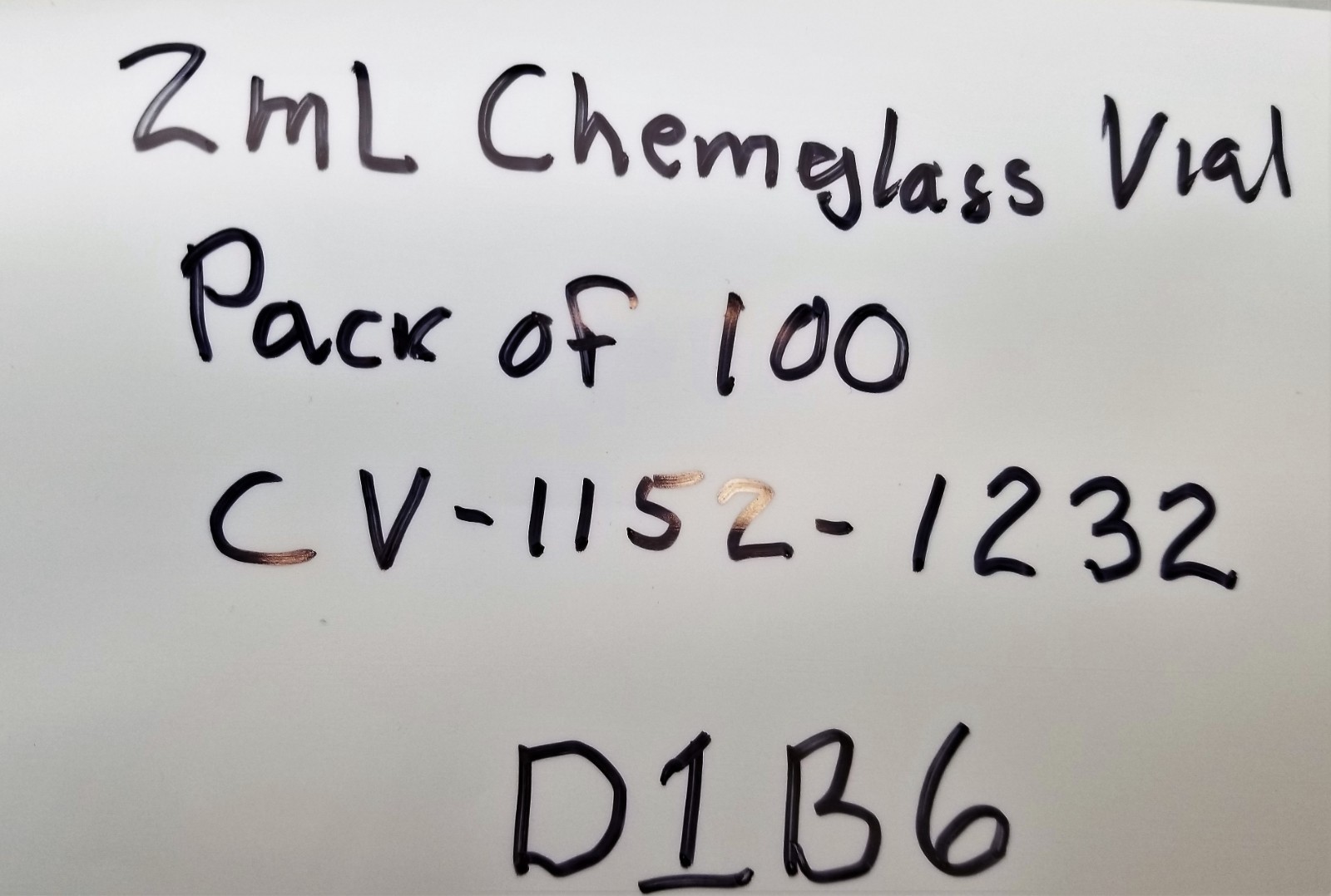 (100) 2ml Clear/ White Auto-Sampler Vials Screw Thread Bottle [D1B6]