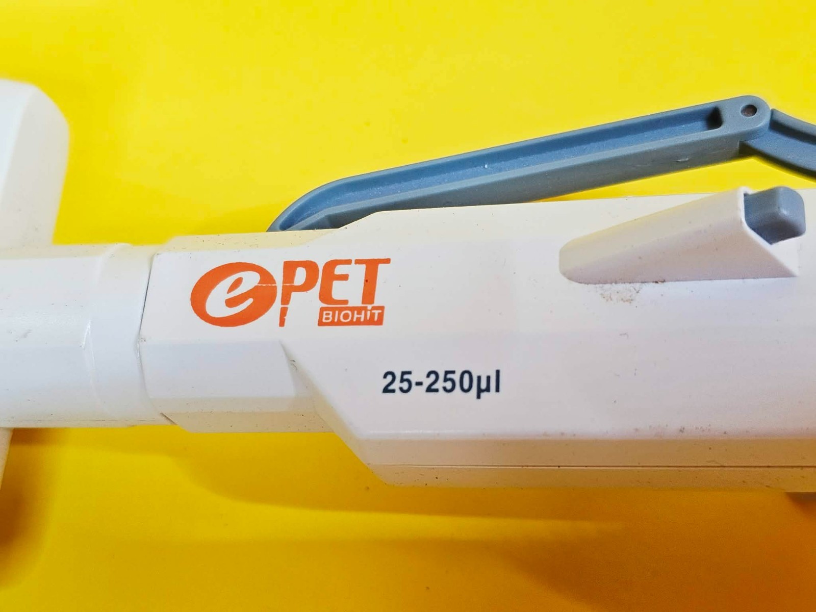 ⚡UNTESTED⚡BIOHIT EPET 25-250µL ul ELECTRONIC AIR-DISPLACEMENT MICROPIPETTE LCD