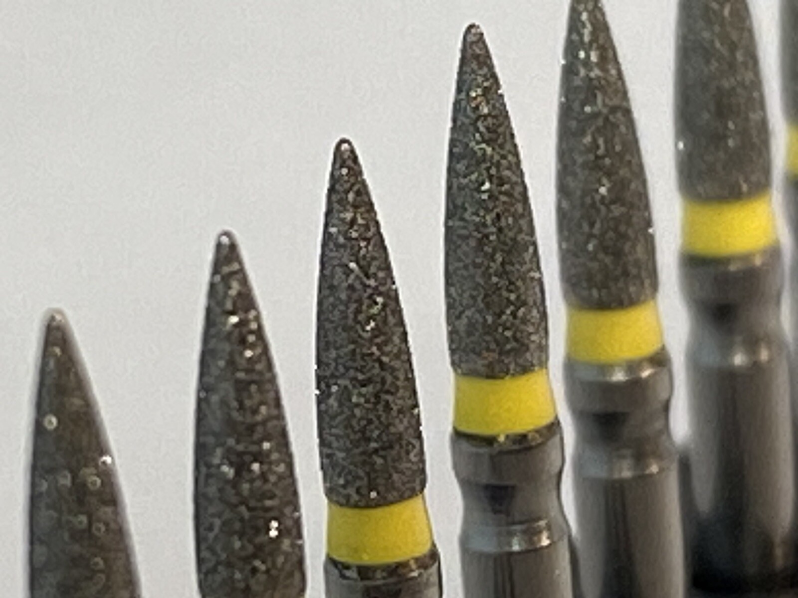 Diamond Burs Premium quality MultiUse FLAME 860(247)016XF Extra Fine 20 Burs