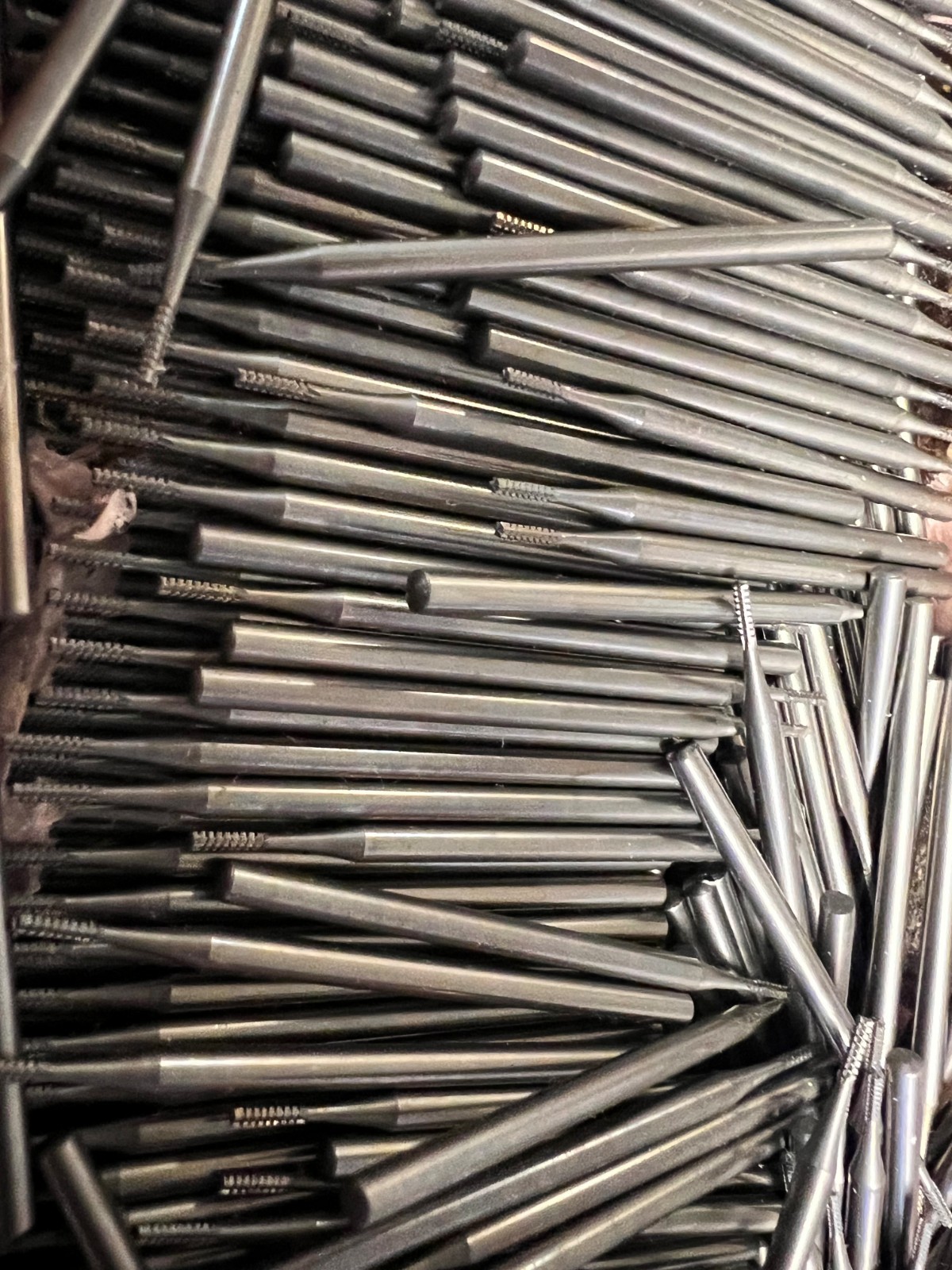 Swiss style Steel Burs – Cylinder Square Cross Cut 1.00mm (0.039″) diameter