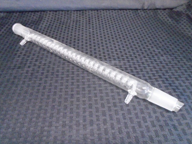 Q-Glass 29/42 Joints Cool Coil Condenser 508mm OAL 356mm Jacket 10mm Hose