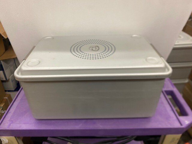 Case Medical SC08QG SteriTite mid-sized Sealed Container w/ Lid 18.1″ x 11″ x 8″