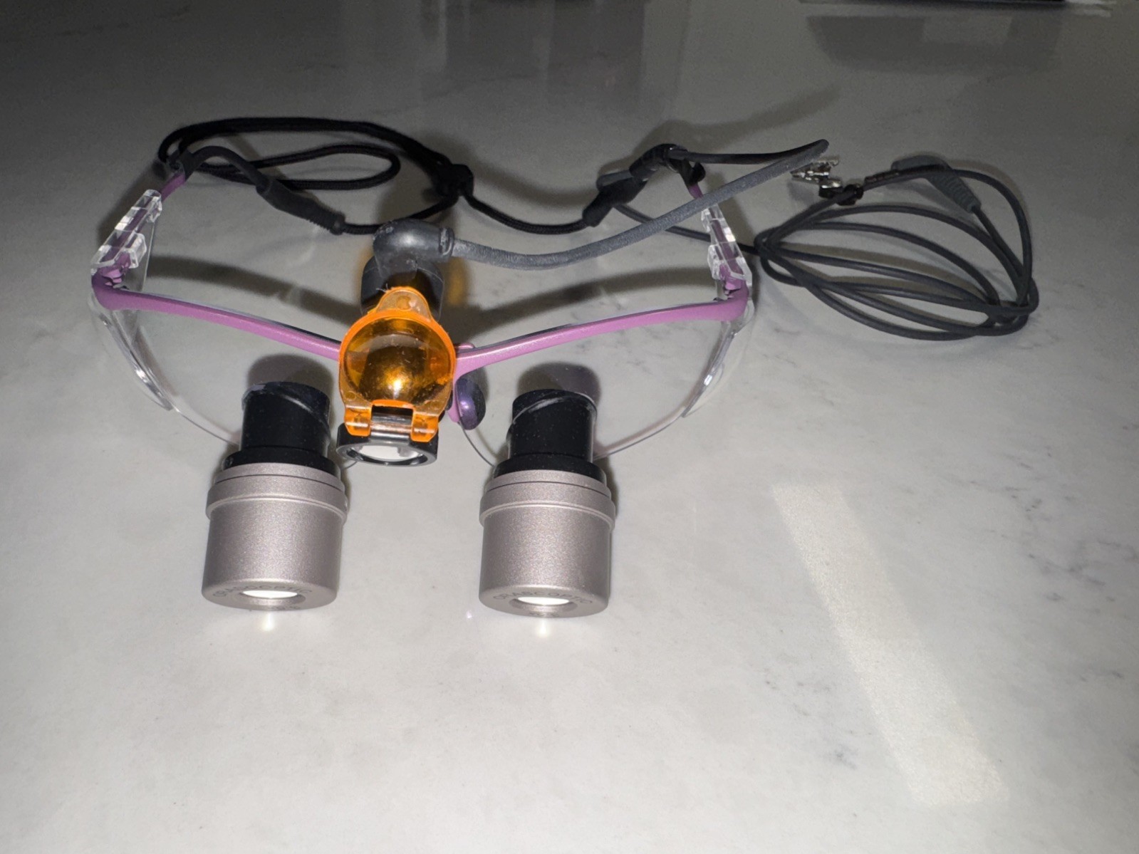 Orascoptics HDL 3.5x Prisms Dental Loupes – Phantom Frame, 19” WD, Color Iris