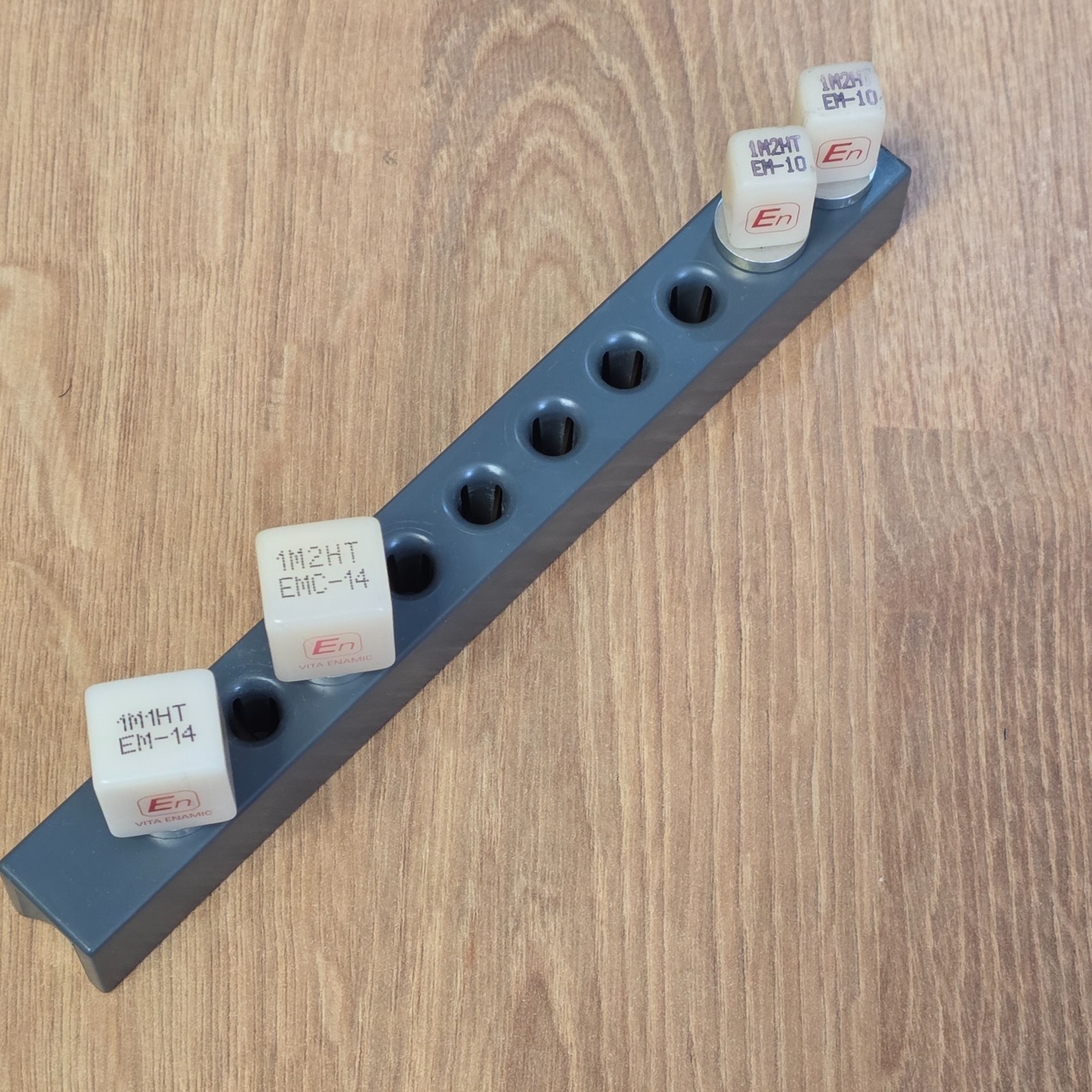 CEREC Vita Enamic | 1M1, 1M2 HT / EMC-14, EM-14, EM-10 | 4 Milling Blocks