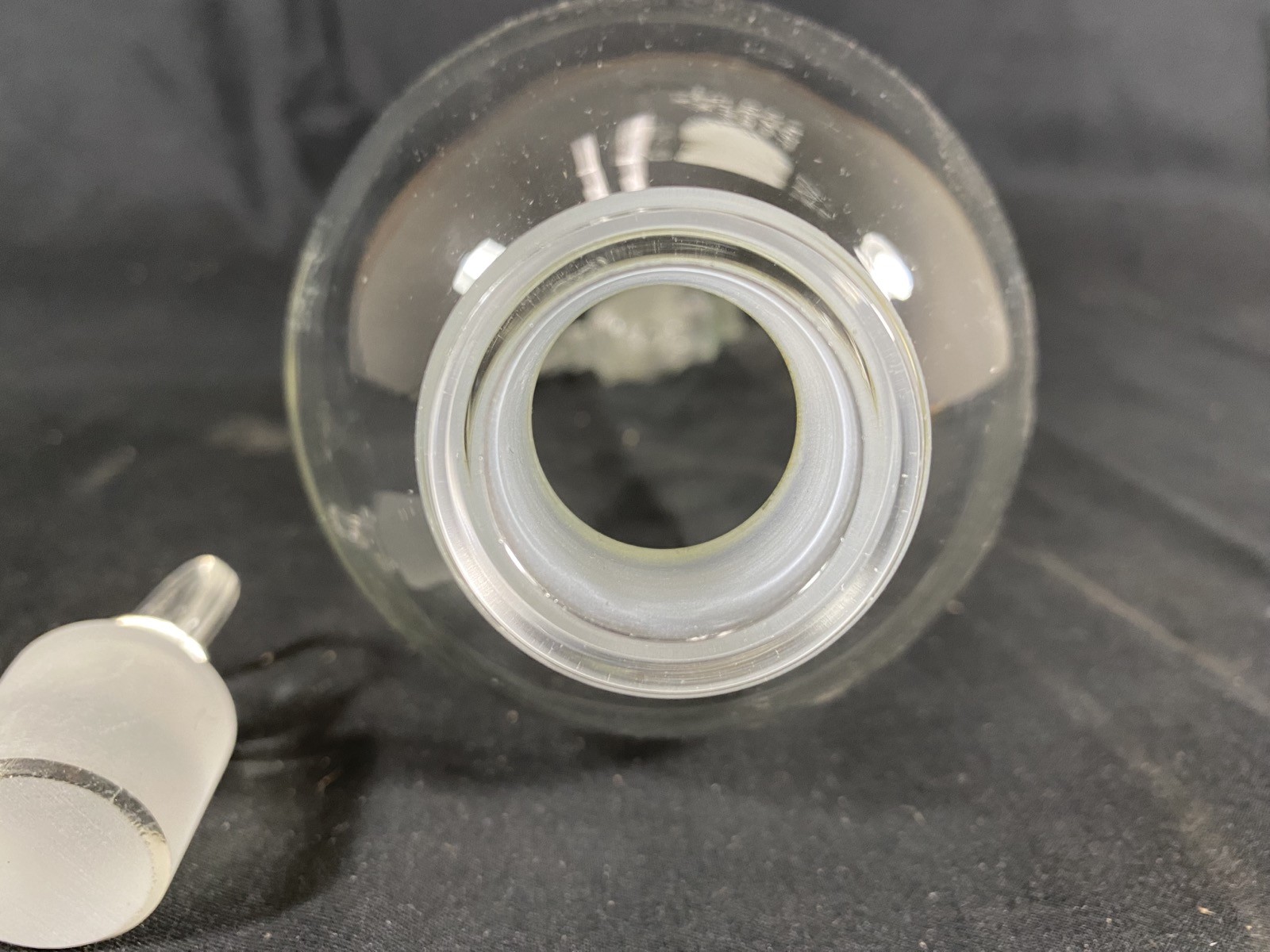 PYREX Glass 500mL Squibb #27 Stopper 4mm Stopcock Separatory Funnel 6400-500