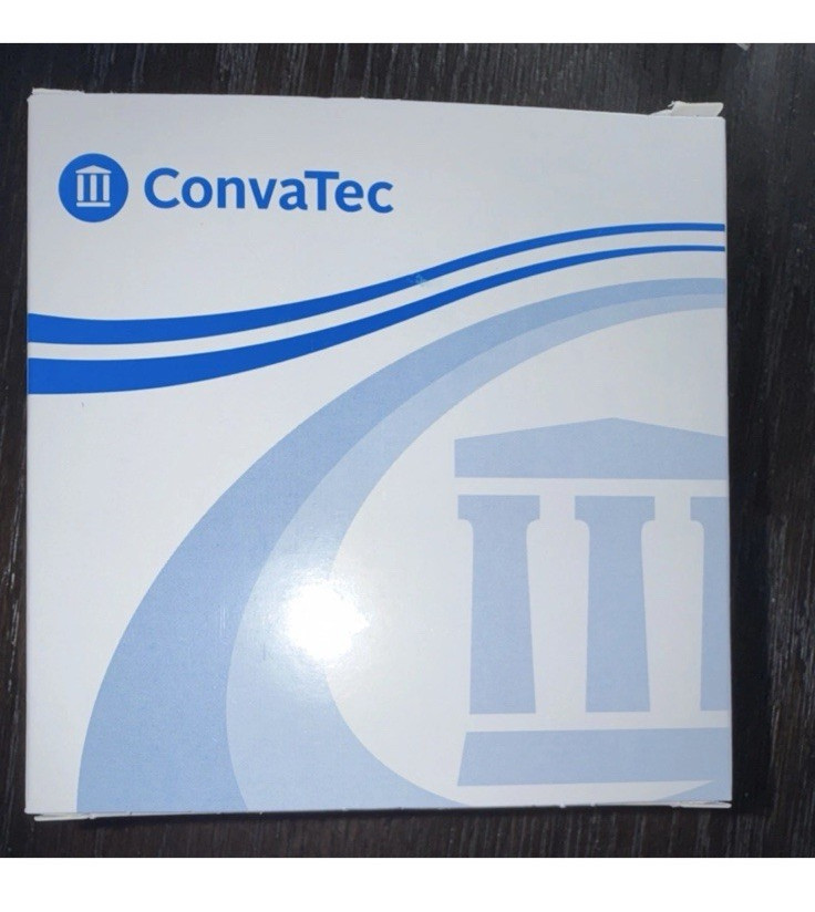 ConvaTec Natura SUR-FIT Stomahesive Flat Pre-Cut Ostomy Wafer 401575