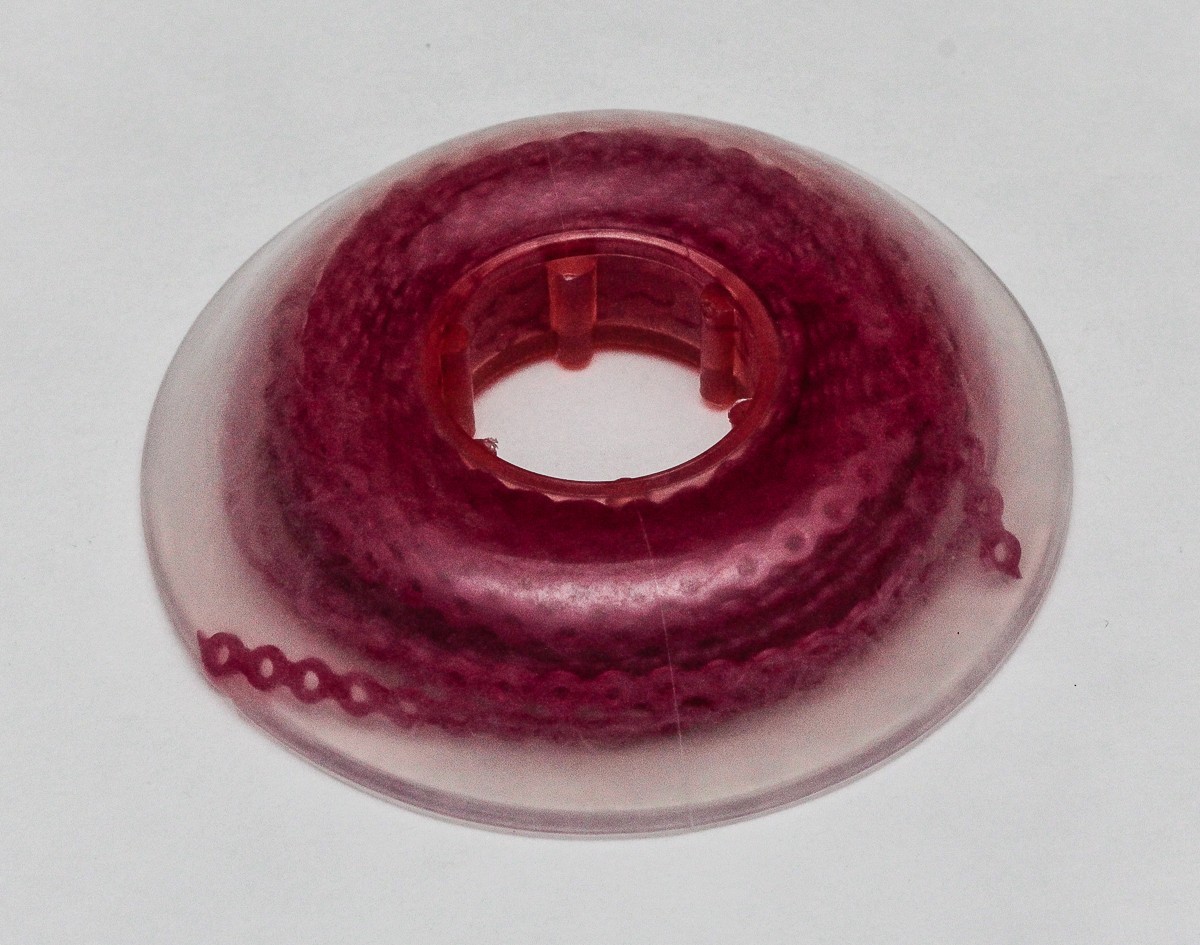 Dental Orthodontic Ultra Power Elastomeric Elastic Chain Continuous 15 ft Maroon