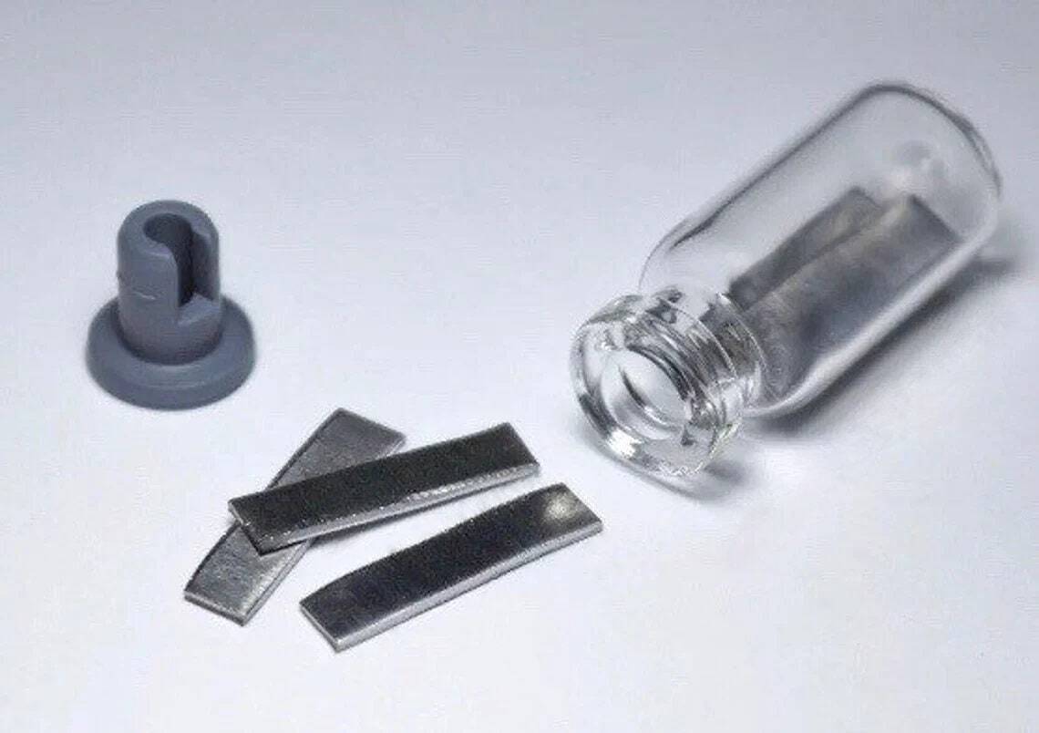 Iron metal strips/electrode high purity element 26 fe chemistry sample