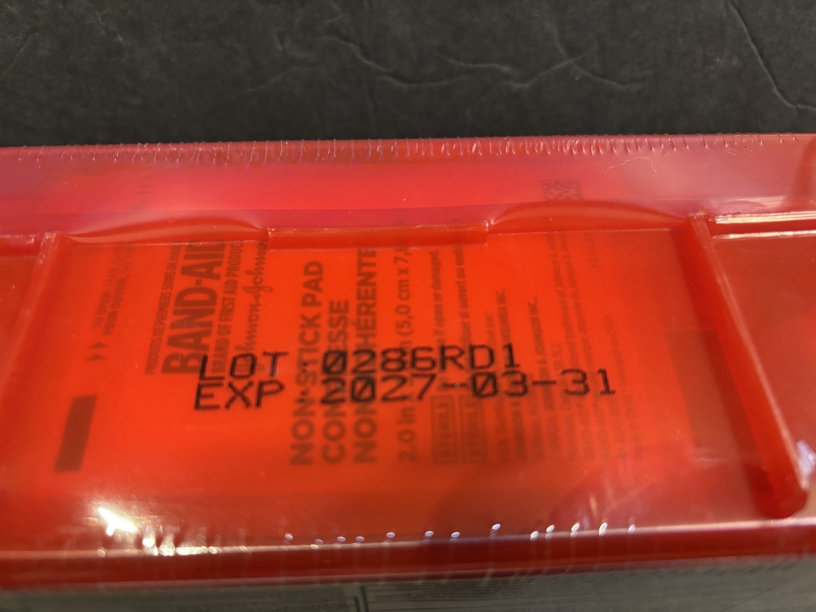 Johnson & Johnson All-Purpose First Aid Kit 160 Pc NEW, SEALED Hard Plastic Case