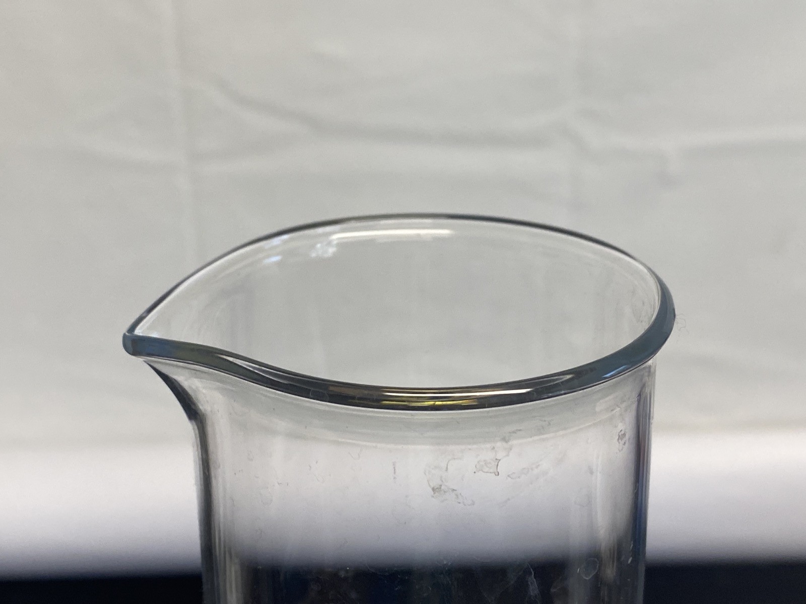 EISCO Glass Class A 1000mL Blue Print Graduated Cylinder w/ Hex Base CH0345N B