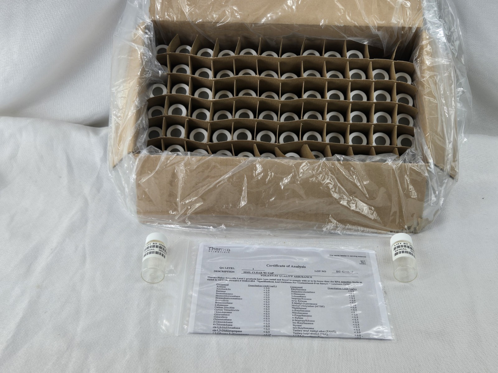 THERMO SCIENTIFIC T139-020C/EP Clear VOA Glass Vials 20 ML ECONO EPA Septa /72