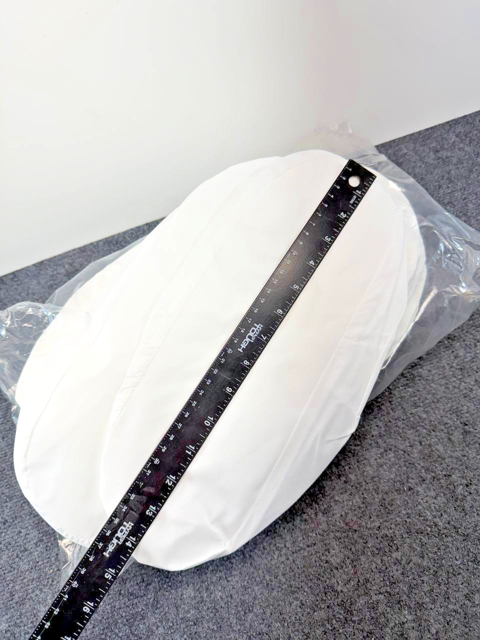 25 Pairs Waterproof Disposable Shoe Covers XL White Booties Non-Slip Comcast Bul