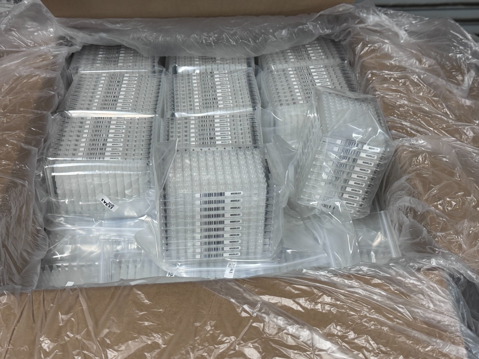 (500) Applied Biosystems MicroAmp EnduraPlate Optical Reaction 96 Plate, Barcode