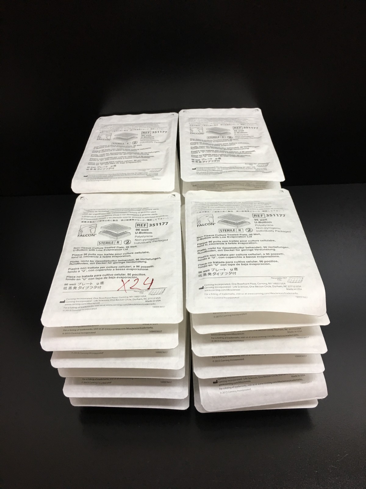 Corning Falcon REF 351177 Clear Round Bottom 96-well Microplate Lot 24 PCS