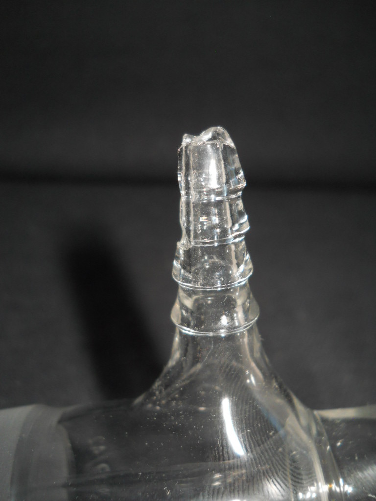 Kimax Lab Glass 29/42 Coarse Fritted 350mL Vacuum Buchner Filter Funnel, Damaged