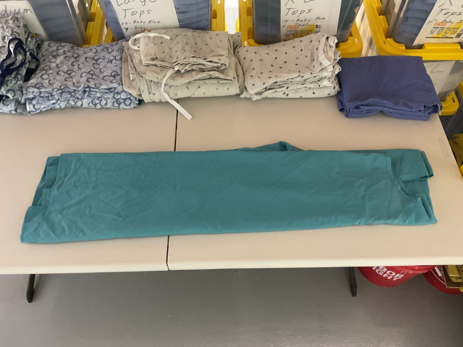 Medical Hospital Gowns – 24 Total in HDX Tough Tote bin