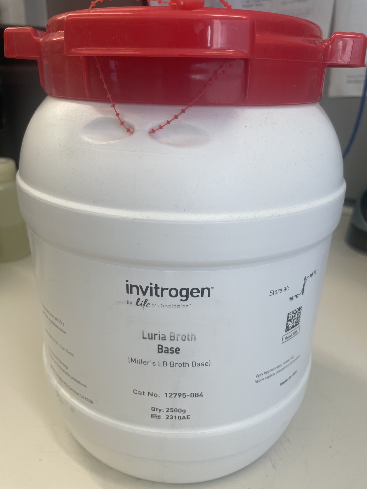 Invitrogen Luria Broth Base (Miller’s LB Broth Base) powder, 2500g