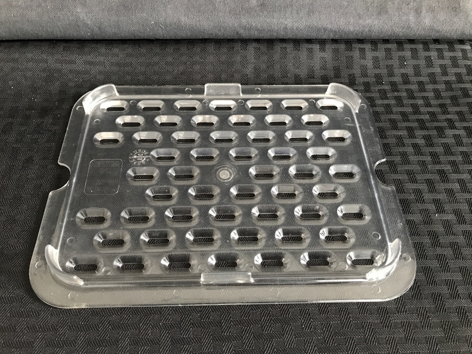 MELFORM Crystal Line Rectangle Polycarbonate Grid Tray for GGN 1/2 #4225