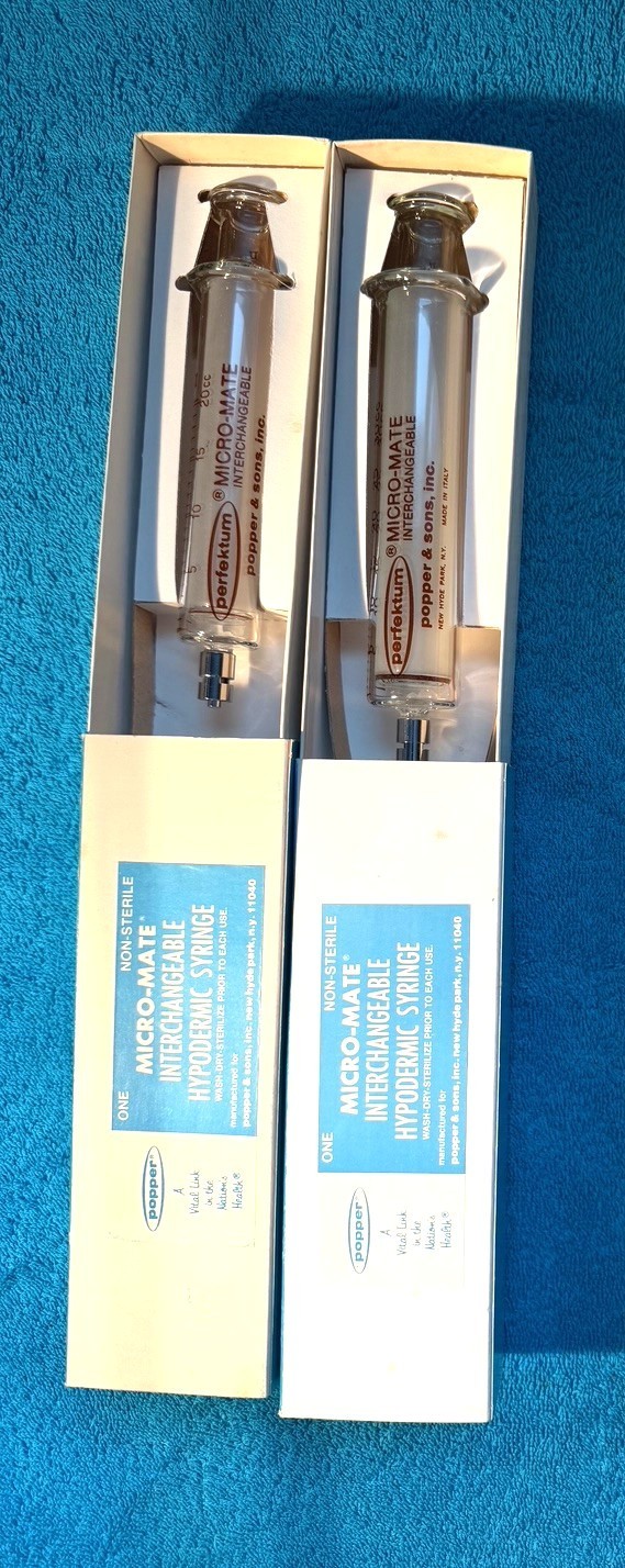 Popper Micro-Mate 30cc Glass syringe with luer lock tip, Set of 2