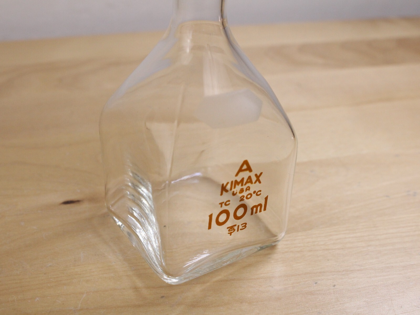 Vintage Kimble Kimax Class A 100mL Glass Volumetric Flask Glass