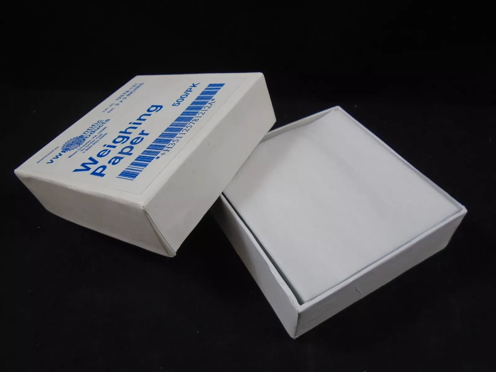 VWR Disposable 3 x 3” Laboratory Weighing Paper (Pack of 500) 12578-121