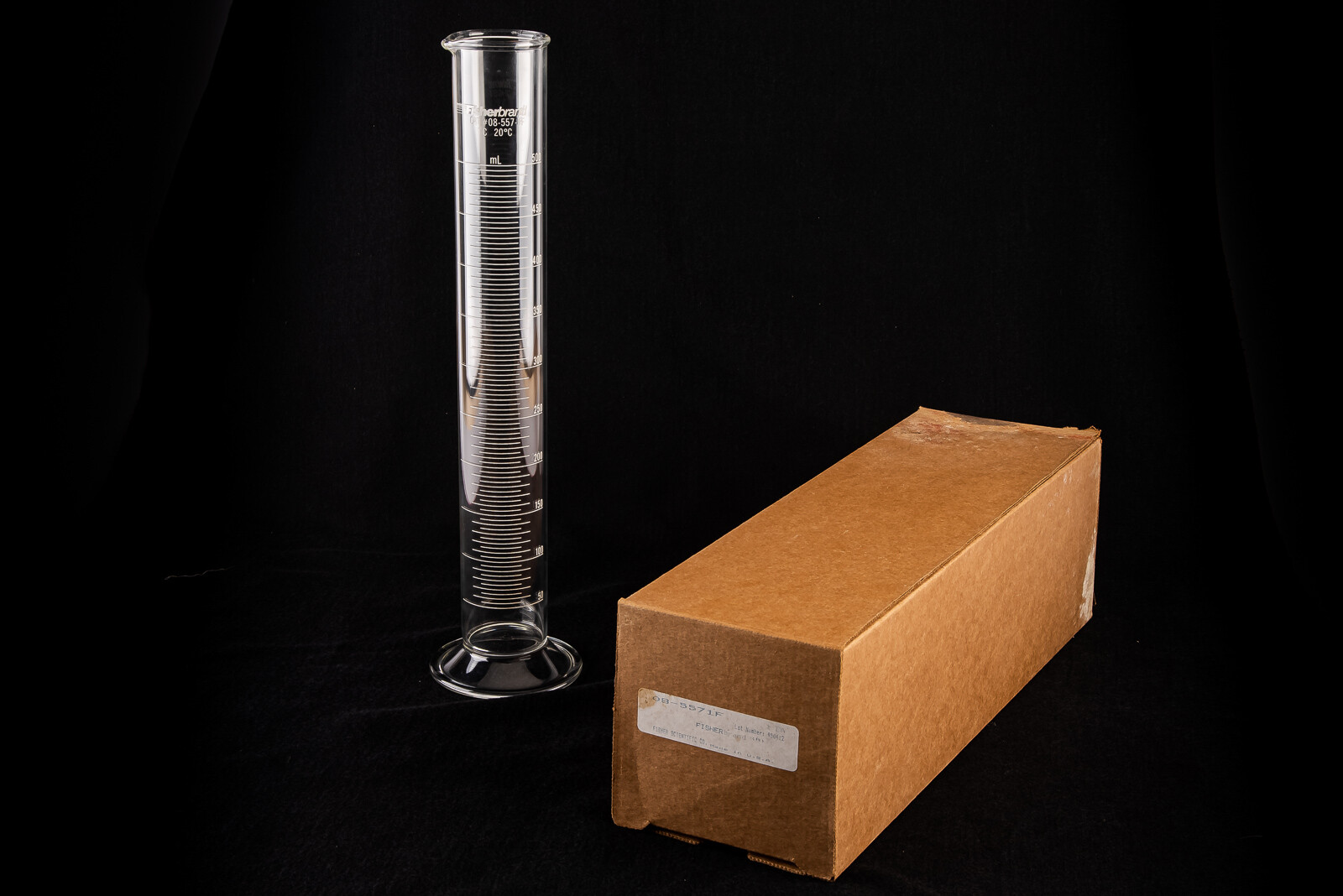 Fisher Scientific Fisherbrand 08-5571F 500ml Class B Graduated Cylinder V18
