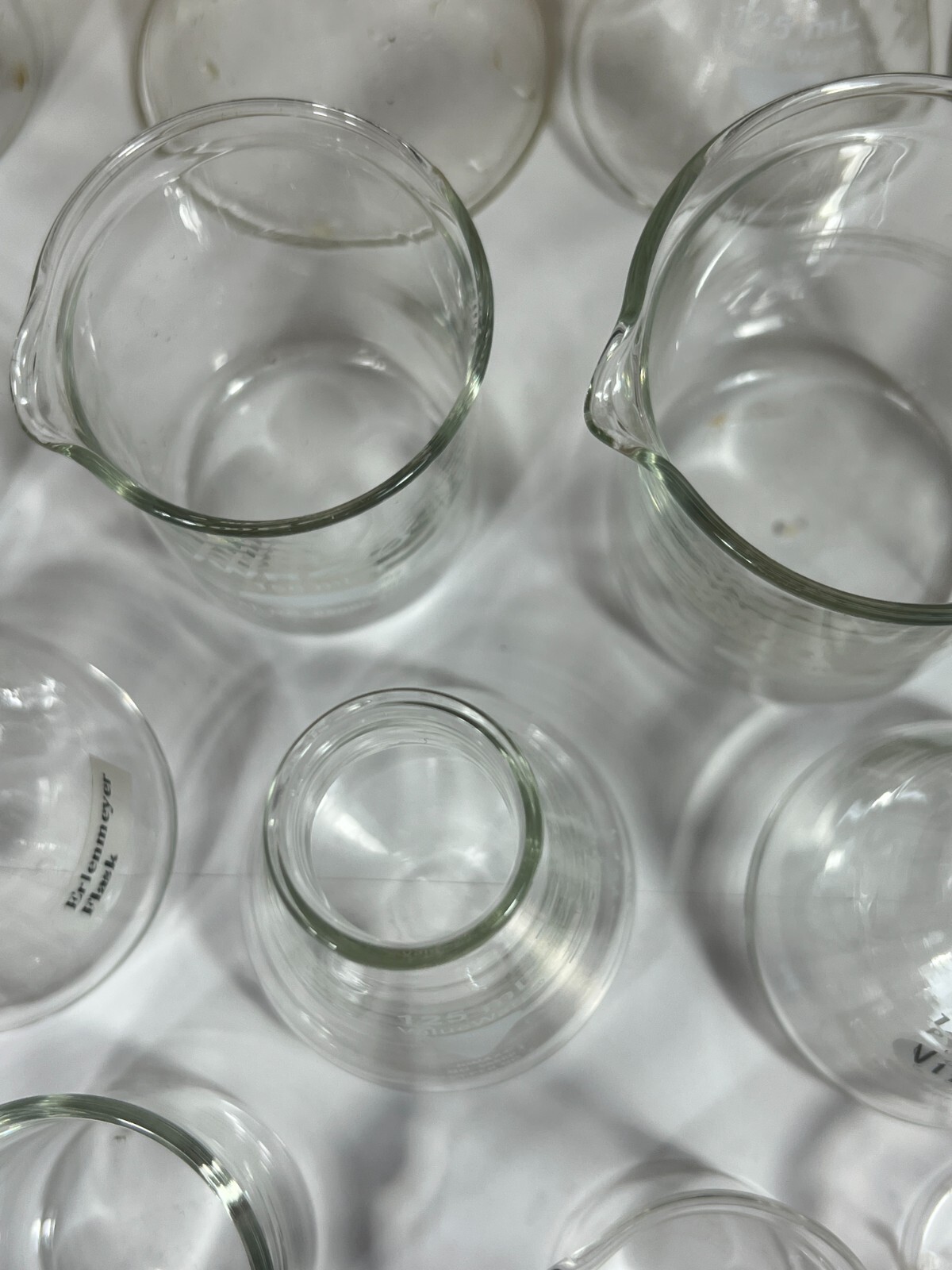 (Lot of 18) Various Funnel, Flask, Beaker Scientific Glass Scaled Various Volume