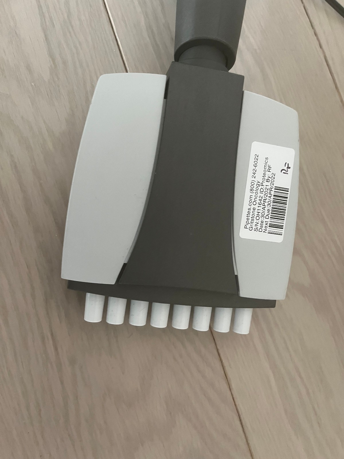 Thermo digital novus pipet Electronic Pipette multichannel 8 100- 1200 ul cz