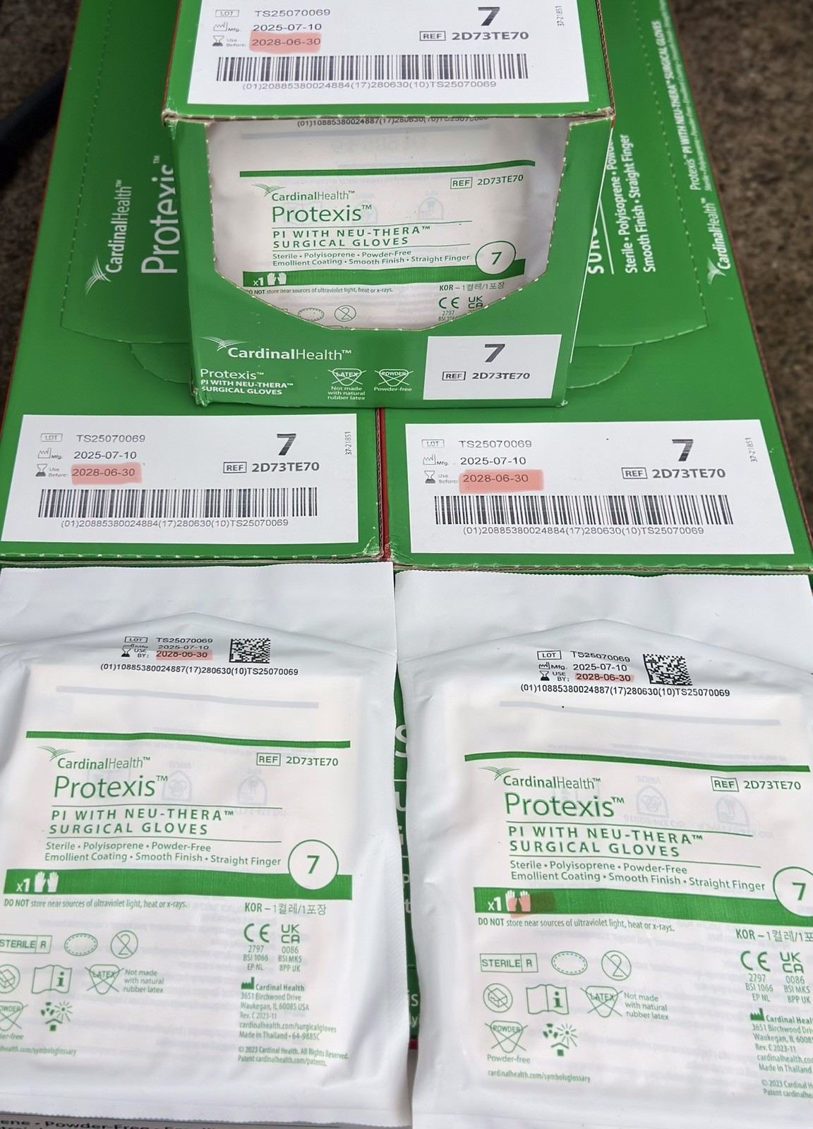 FRESH! (06/28) Cardinal Protexis PI Neu-Thera Surgical Gloves 50ct Sz 7 2D73TE70