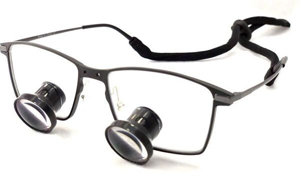 New slim custom made TTL loupes surgical medical loupes magnifying glasses 2.5x