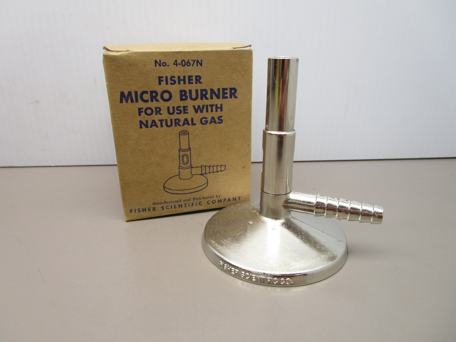 Fisher 04-067N Micro Burner for use with Natural Gas 3-3/8″ Tall 800-1200 BTU