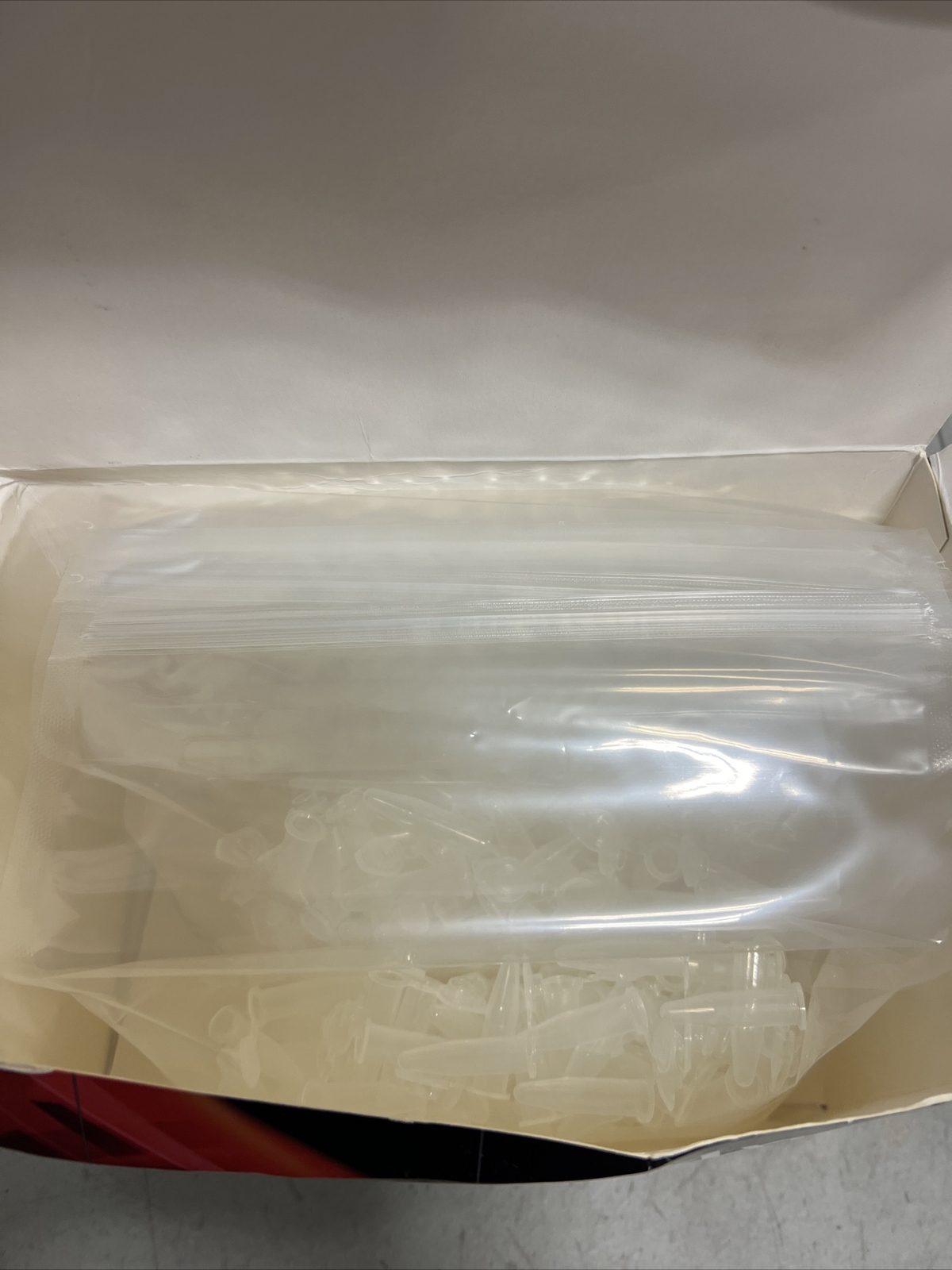 Axygen 0.6 ML Maxyclear Snaplock Microcentrifuge MCT-60-c-s (18 Units,9000PCs)