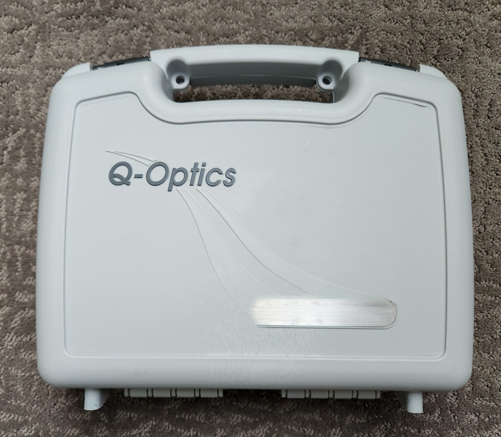 Q-Optics Dental Loupes with Rechargeable Light – F-2.5x Eclipse in Hot Pink