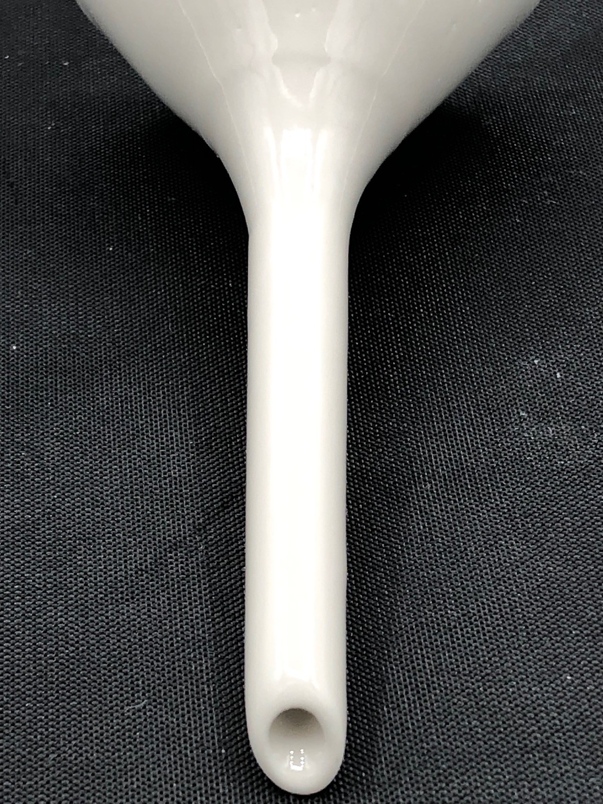 COORSTEK Porcelain 72mm L 40mm ⌀ 10 mL Hirsch Vacuum Filter Funnel 60297