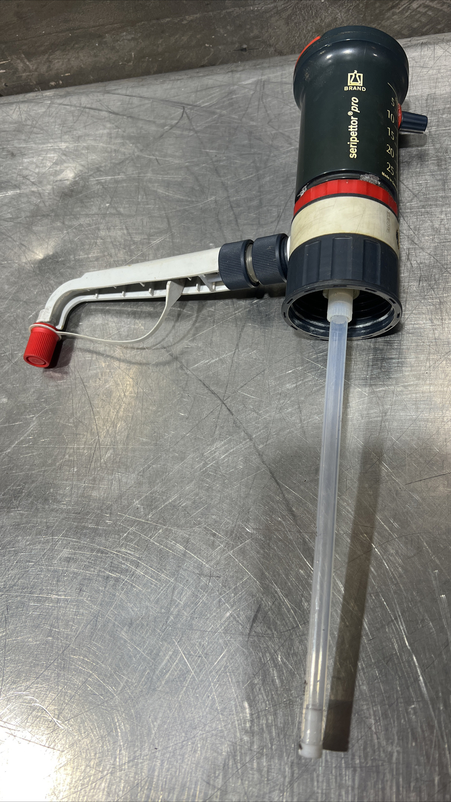BRAND-TECH SERIPETTOR PRO BOTTLE-TOP DISPENSER 5-25ML. Used Surplus