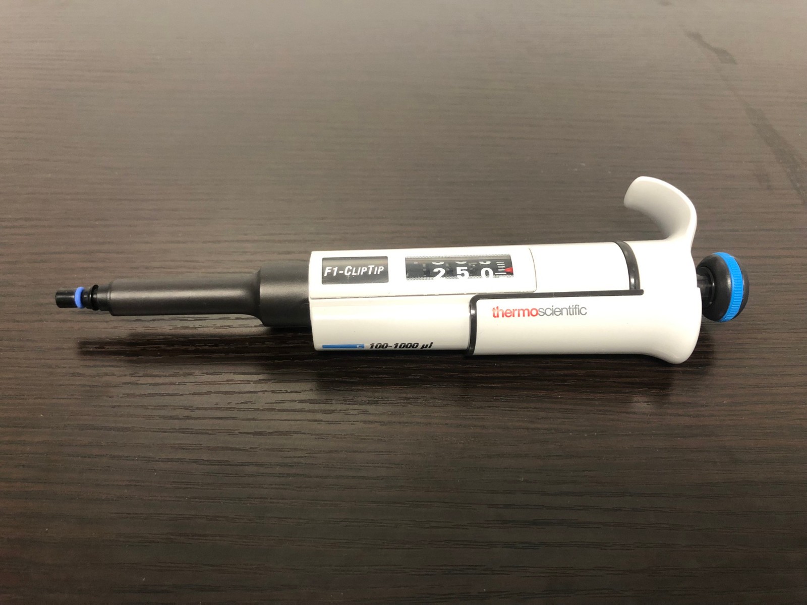 Thermo Scientific F1-ClipTip Variable Volume Single Channel Pipette 100-1000μL