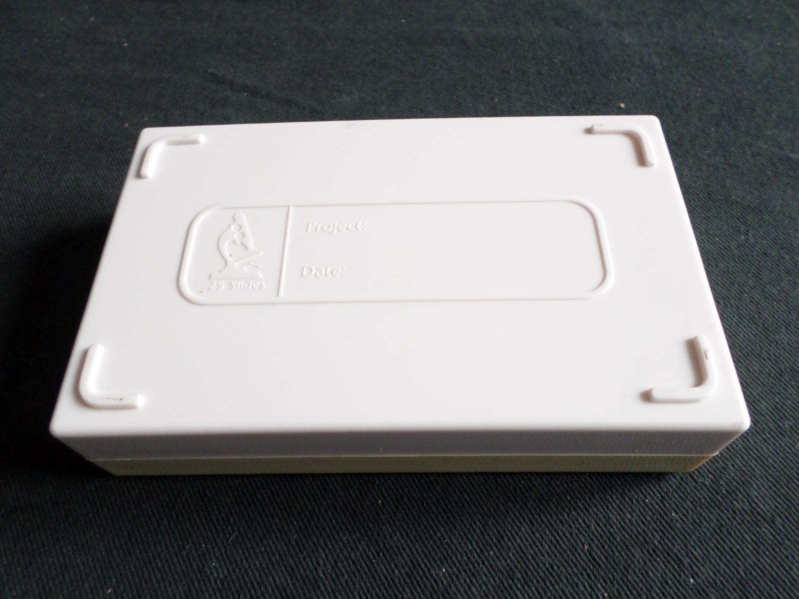 Fisherbrand Durable 25-Place Microscope Slide Box, Foam-Lined, HS15989RF