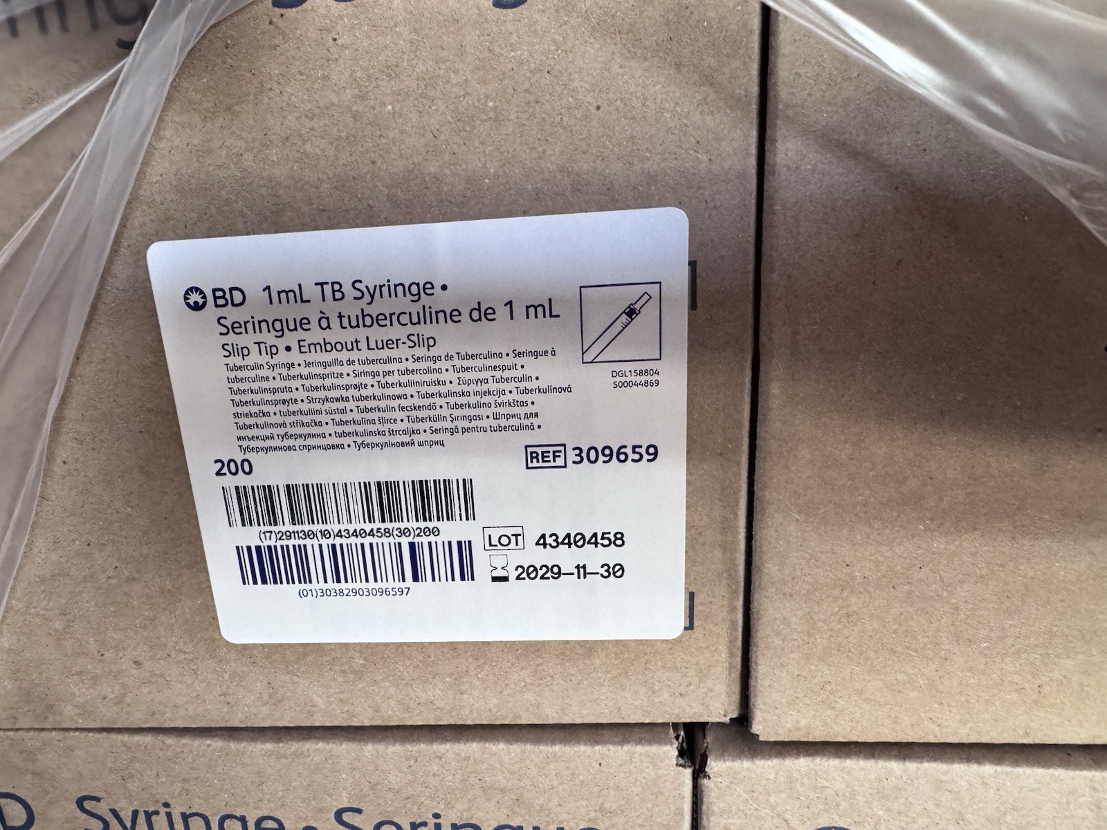 8 Boxes Syringe 1 mL Capacity – 200/ Box total 1,600 single Syringe pieces