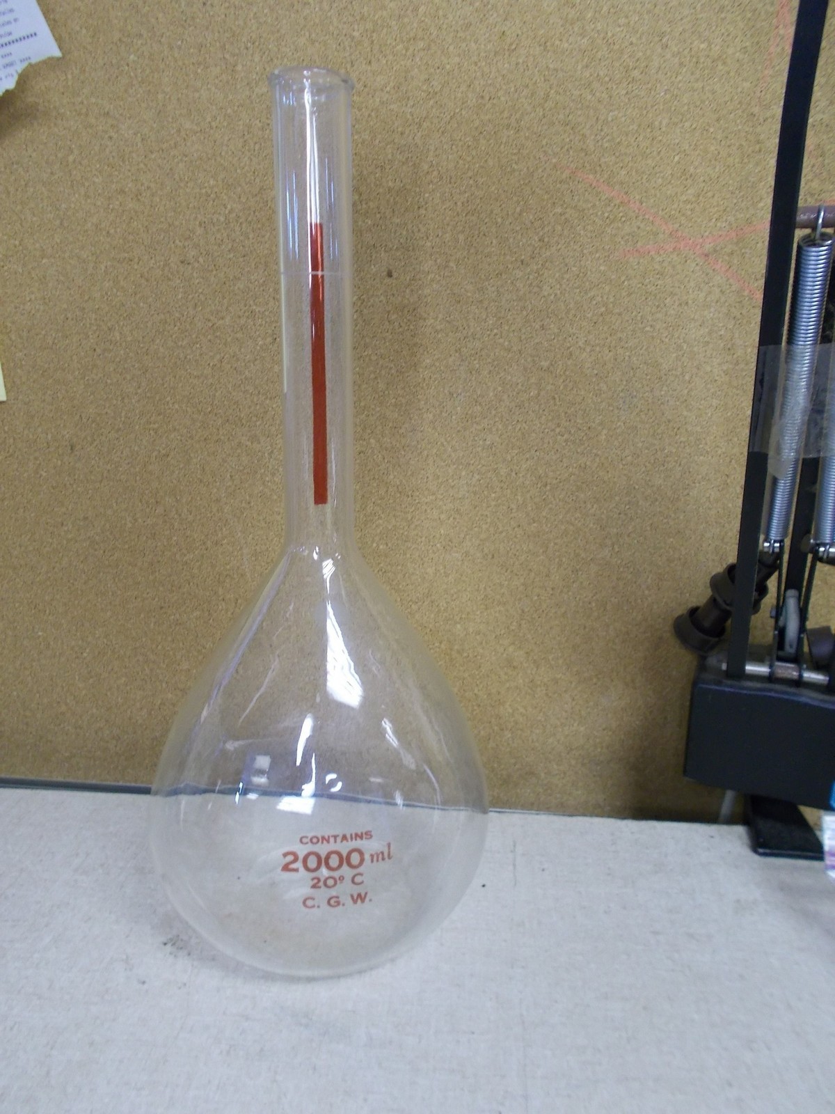 NEW C.G.W Beaker 20 Degree C Contains 2,000 ML *FREE SHIPPING*